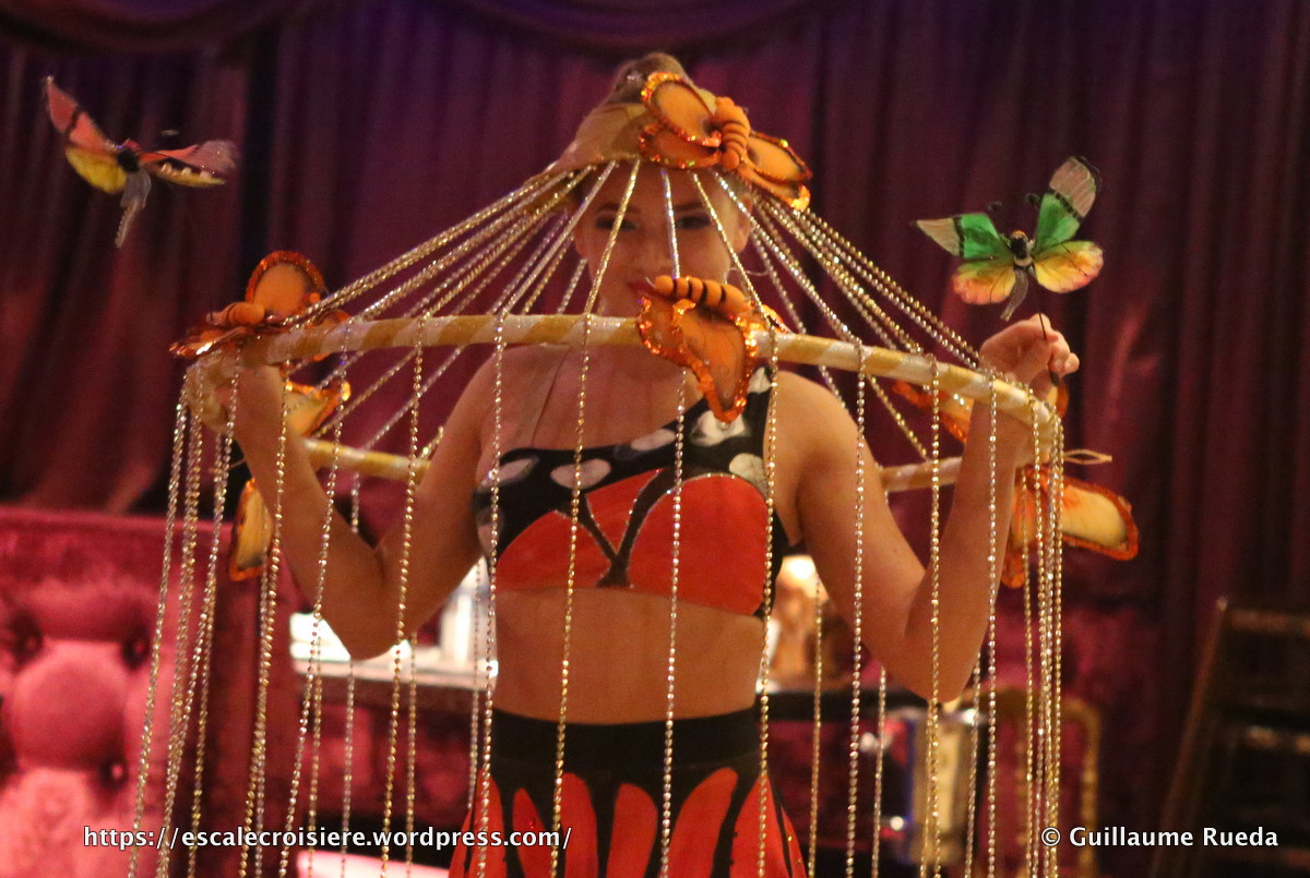 Norwegian Breakway - Spiegel Tent - Crique Dream