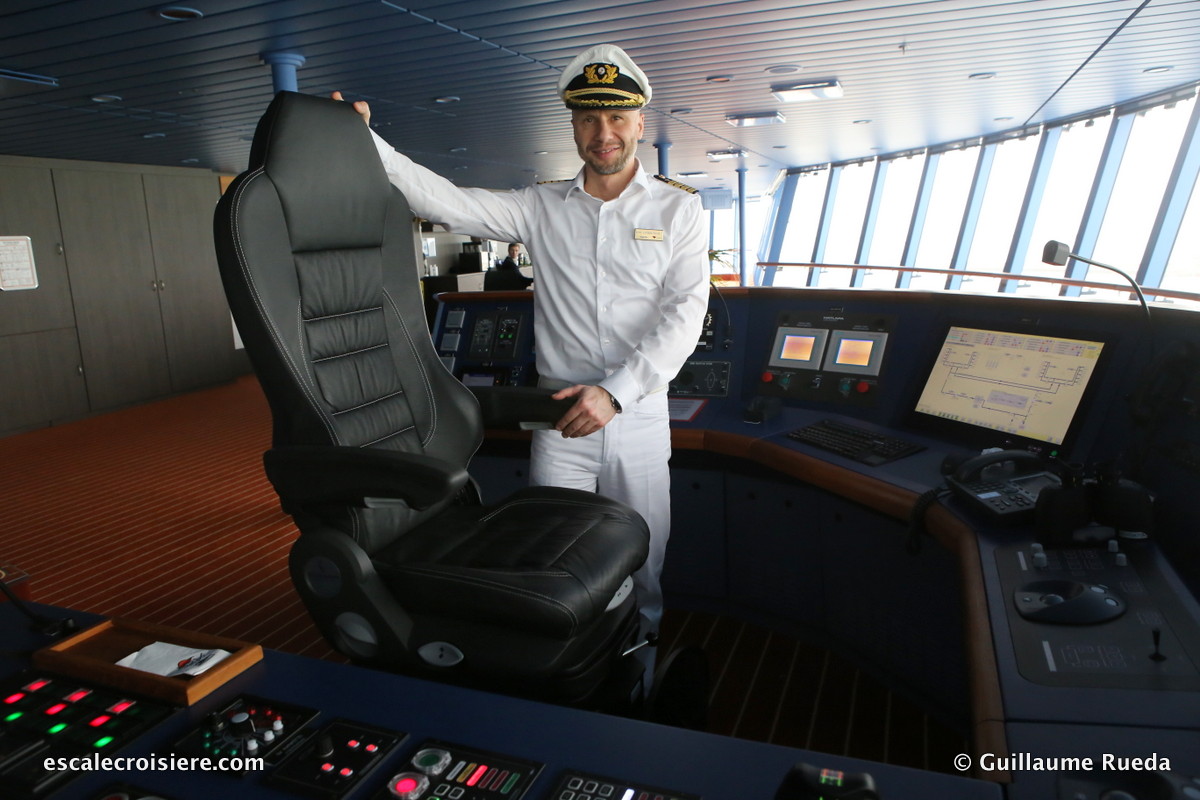 AIDAperla - Commandant Jens Janauscheck