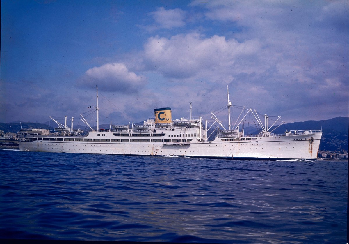 Anna C - Copyright Fondazione Ansaldo Genova 1975 - Costa Croisieres