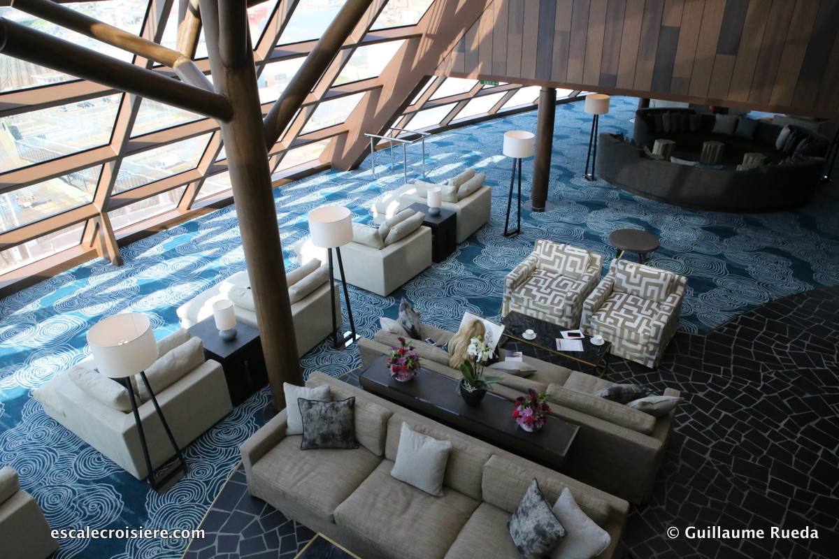 Norwegian Bliss - Horizon Lounge
