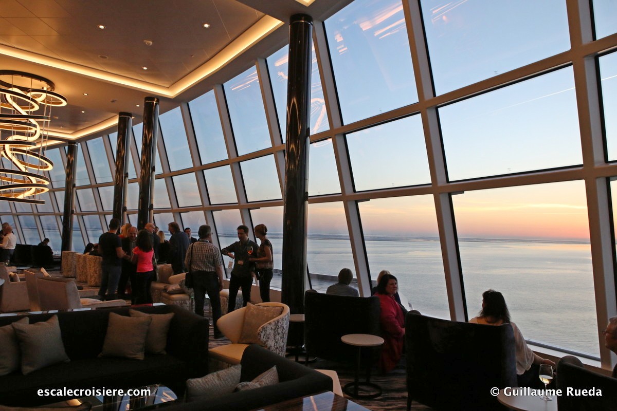 Norwegian Bliss - Observation Lounge