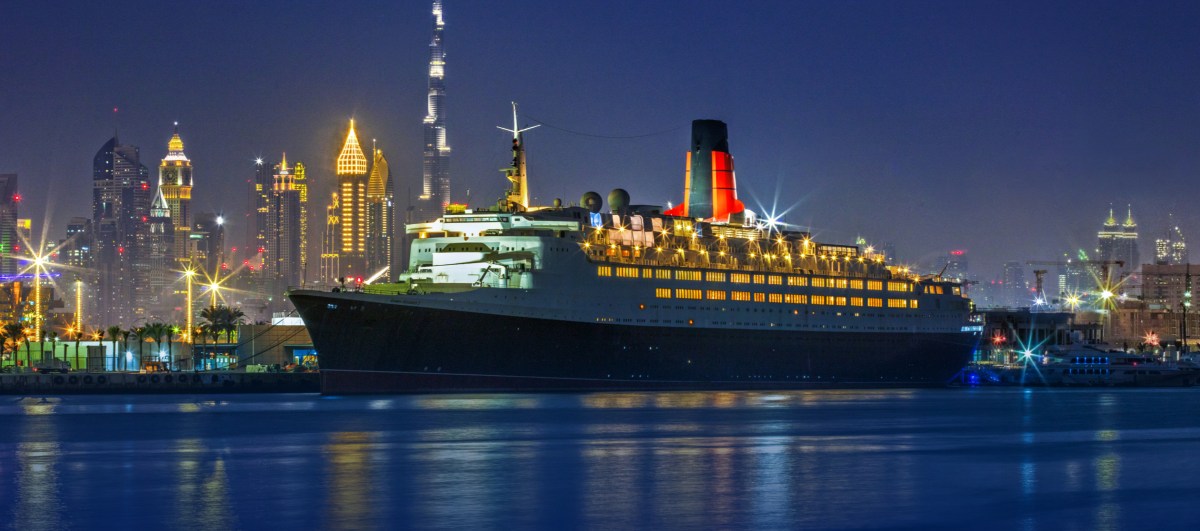 Queen Elizabeth 2 - QE2 Hotel Dubai