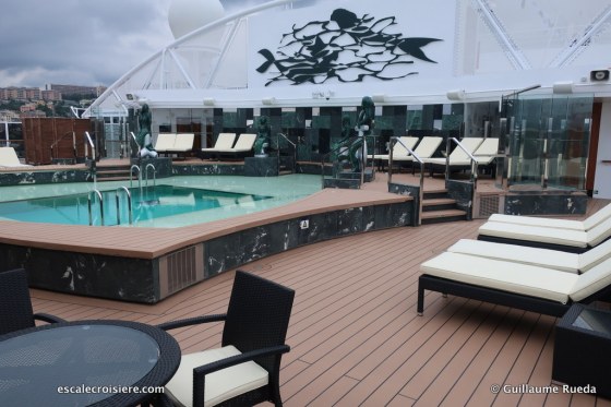 MSC Seaview - Piscine Yacht Club (4)