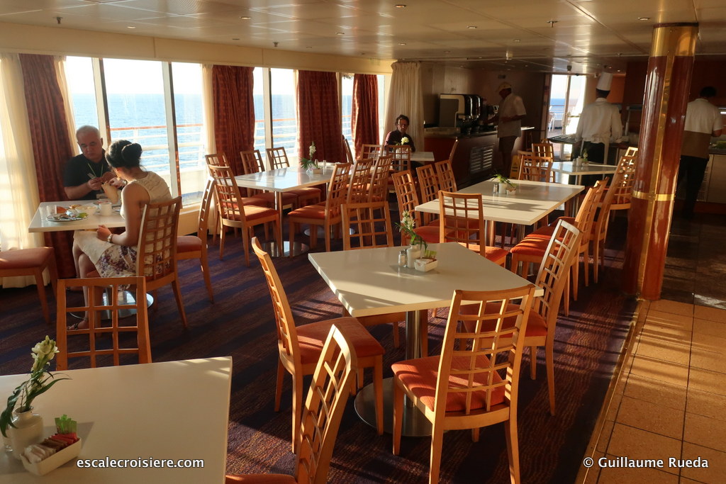 Celestyal Crystal - Leda et Aura Casual Dinning)