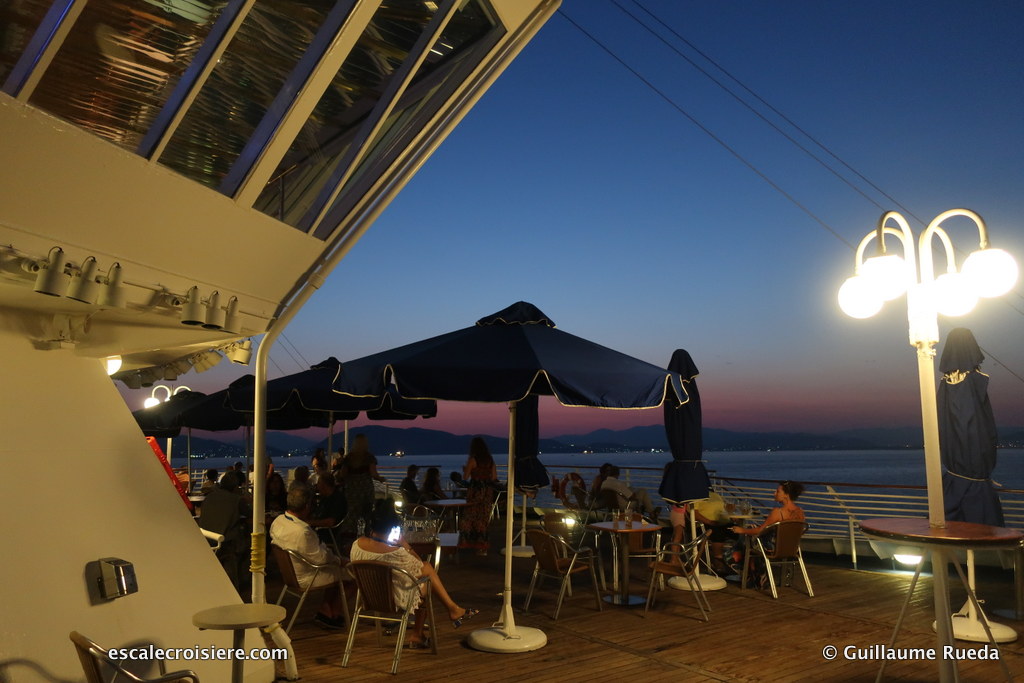 Celestyal Crystal - Leda et Aura Casual Dinning