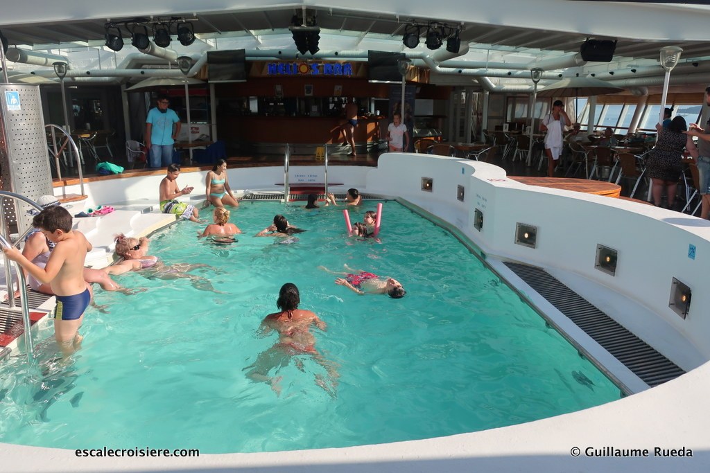 Celestyal Crystal - Piscine