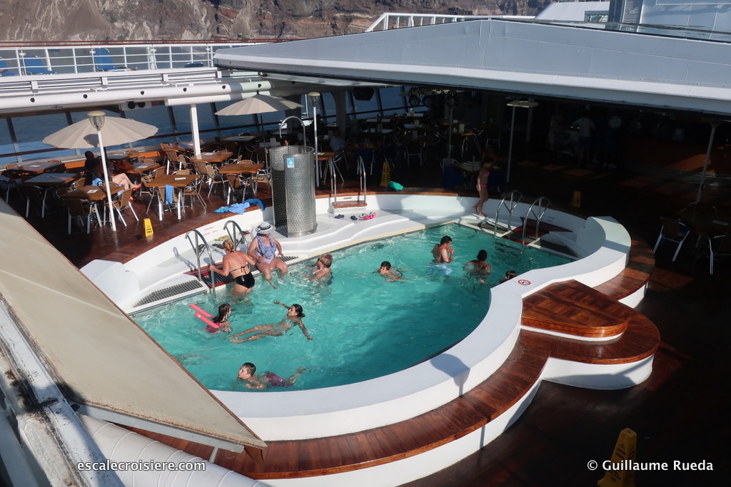 Celestyal Crystal - Piscine