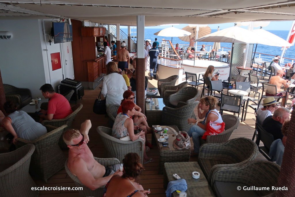 Celestyal Crystal - Thalassa bar