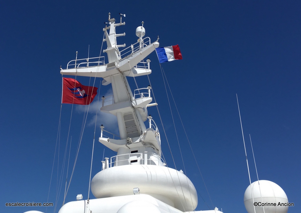 Disney Cruise Line - Drapeau - Disney Magic
