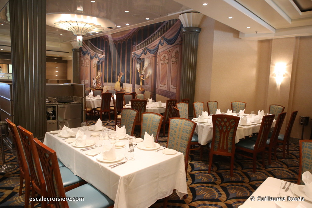Disney Magic - Lumiere's restaurant