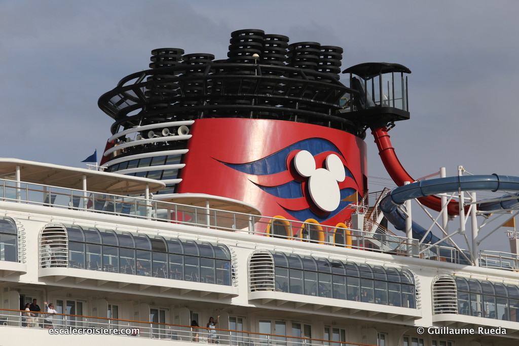 Disney Magic - Toboggan - Aquadunk