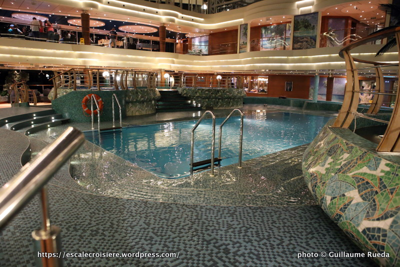MSC Splendida - Piscine couverte - L'Equatore
