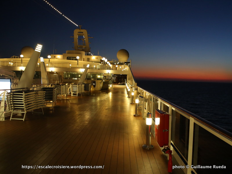 MSC Splendida - Ponts promenade
