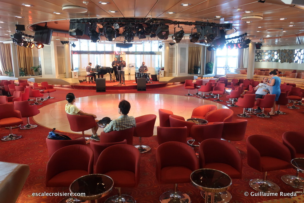 Celestyal Olympia - Selene Lounge & bar