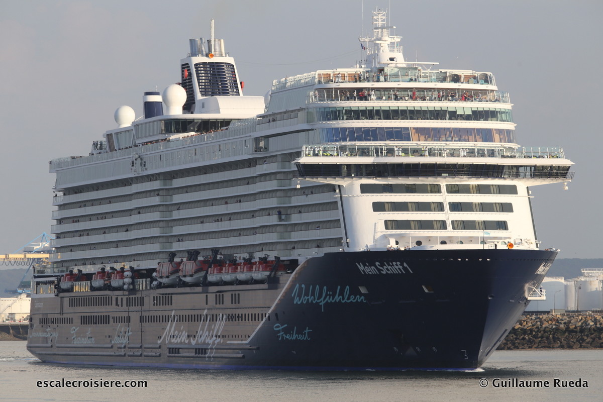 Mein Schiff 1