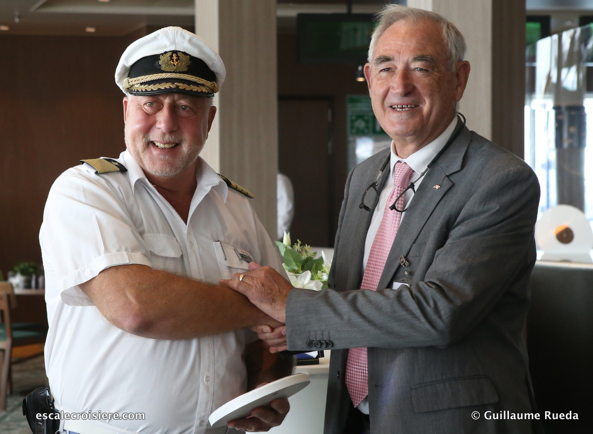 Mein Schiff 1 - Remise de plaques