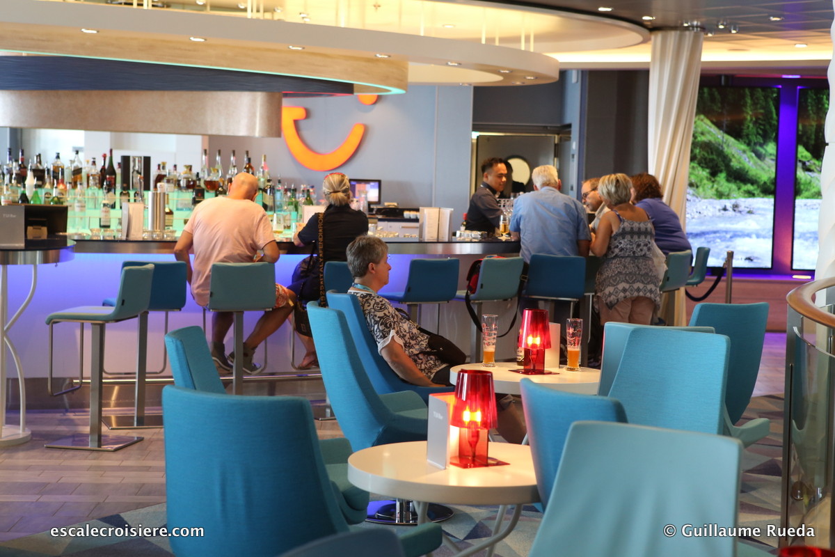 Mein Schiff 1 - TUI bar