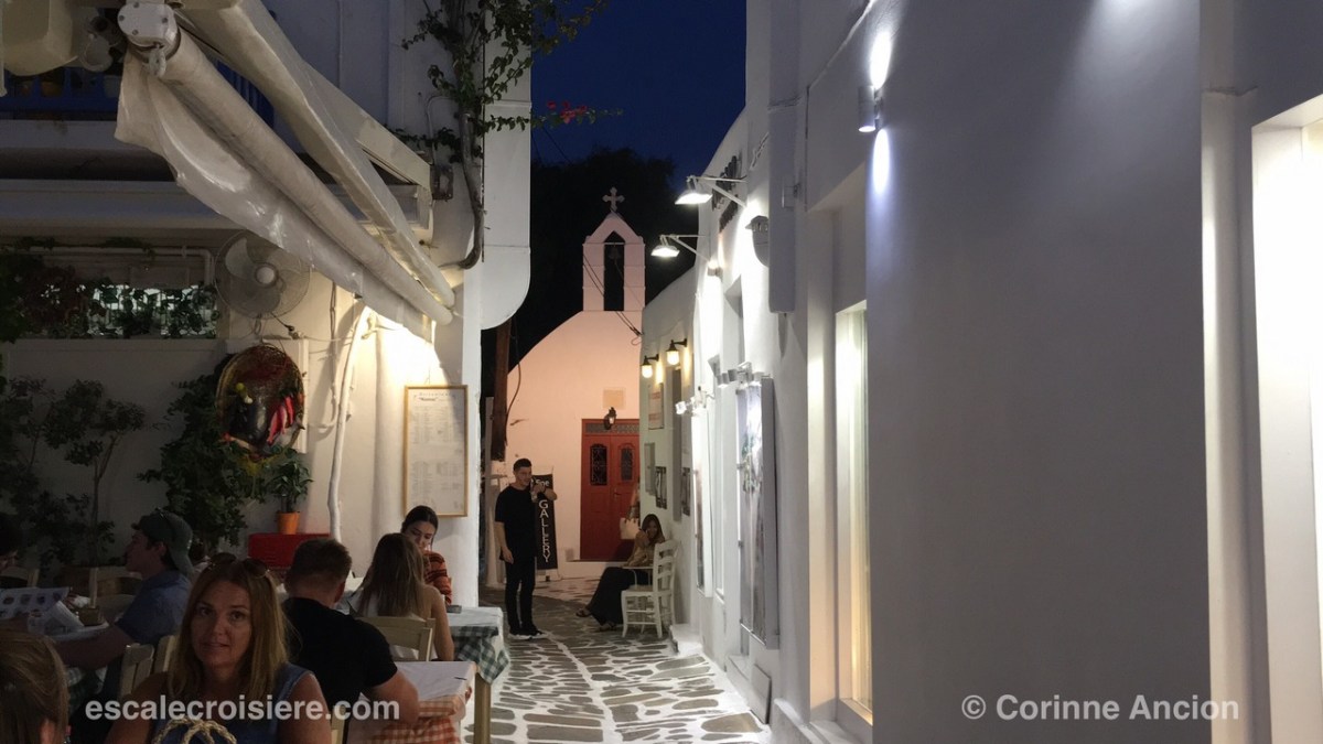 Mykonos by night