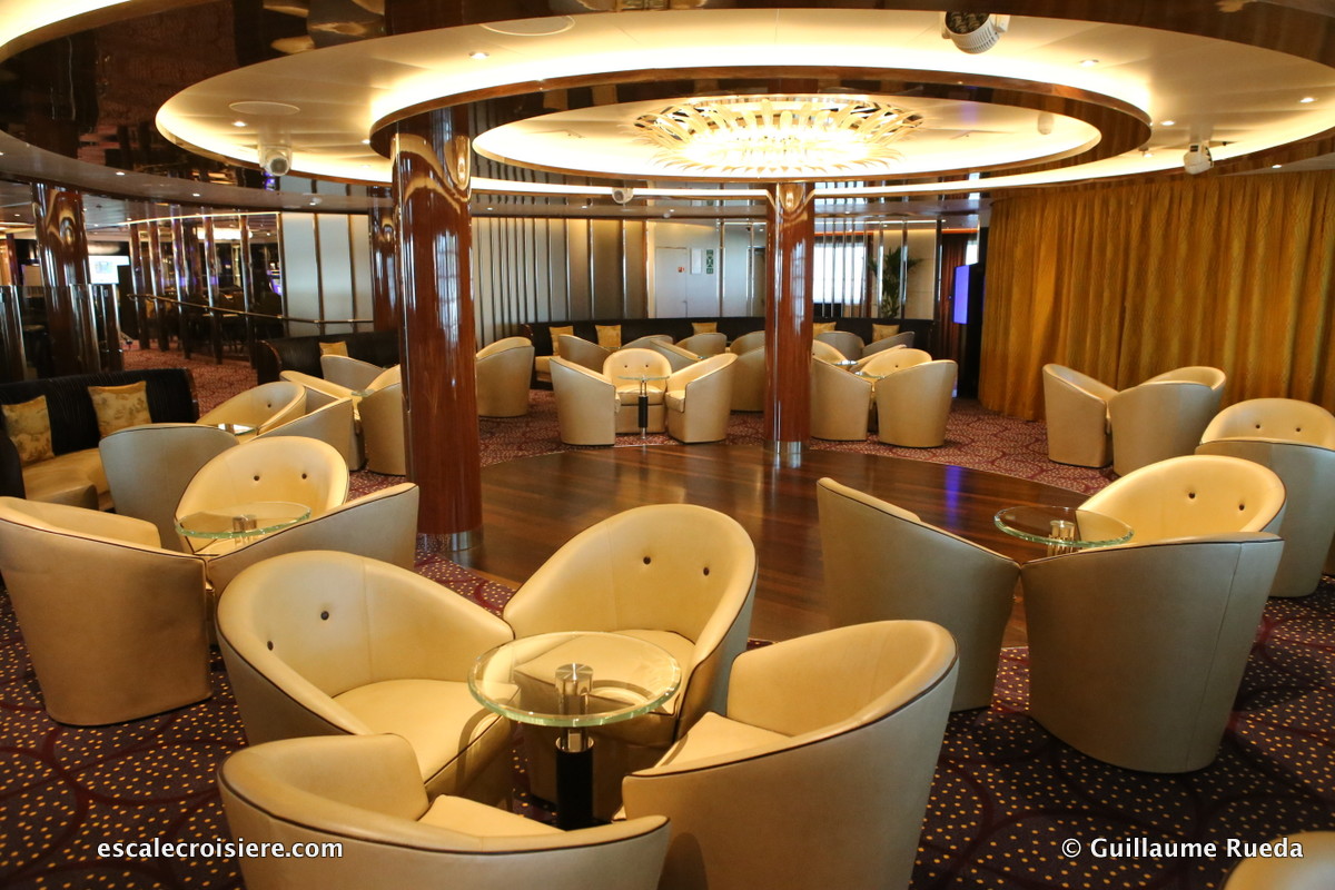 Seabourn Ovation - The Club
