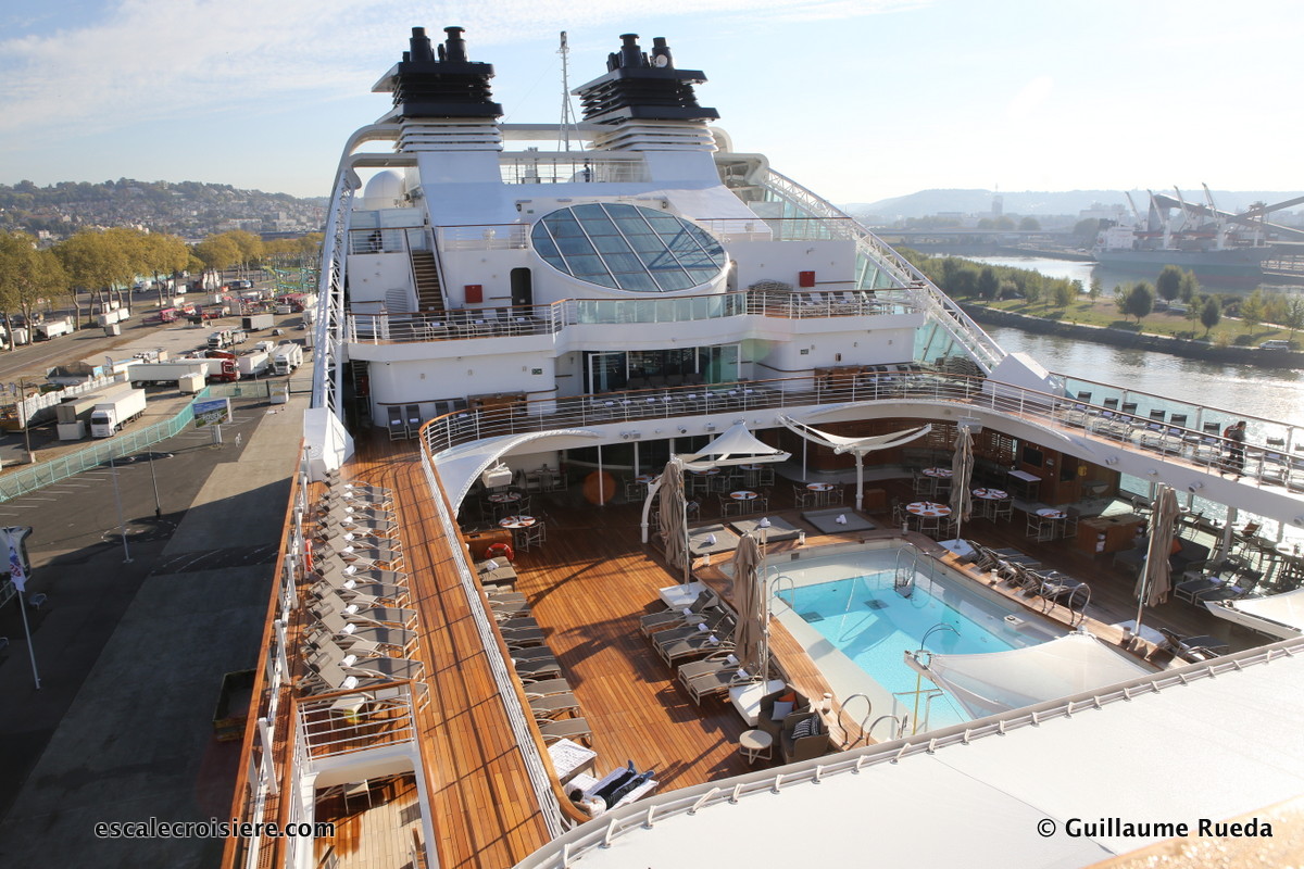 Seabourn Ovation - Solarium Piscine Centrale