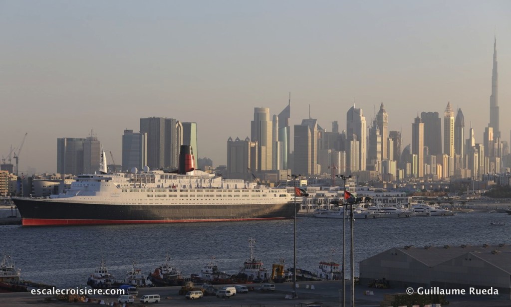 Queen Elizabeth 2 Hotel - Dubai
