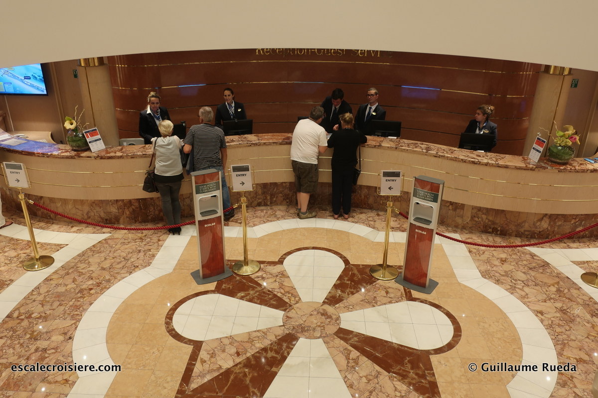 MSC Lirica - Atrium - Bureau Information