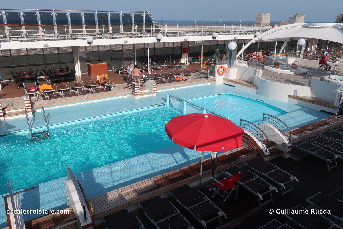 msc lirica - piscine