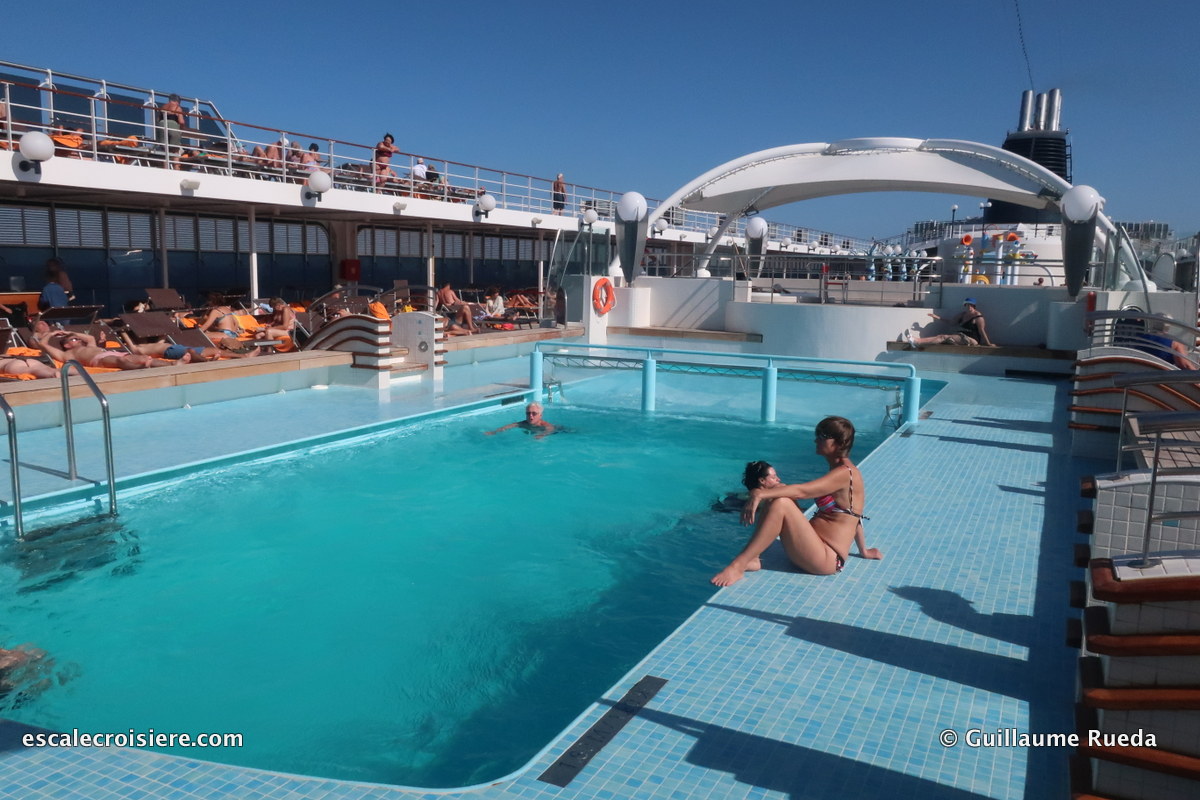 msc lirica - piscine