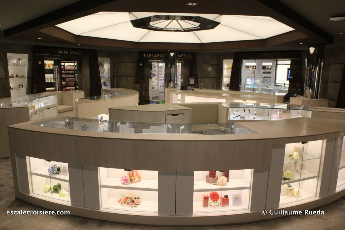 MSC Bellissima - Boutique