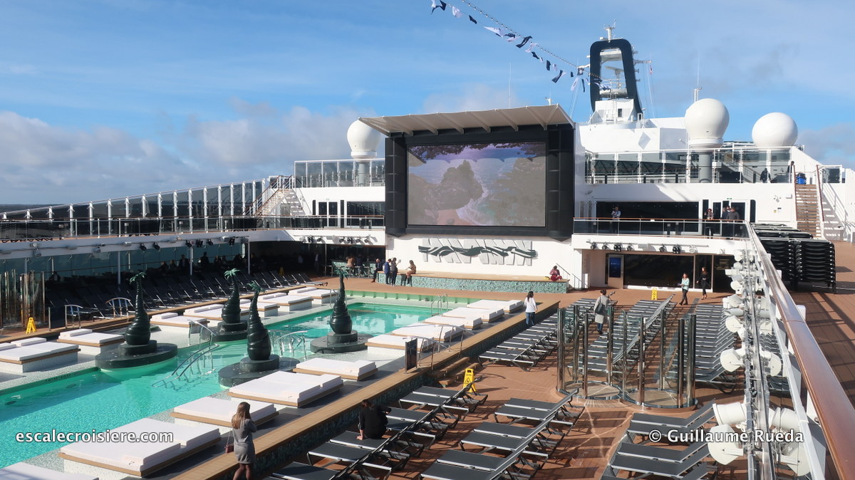MSC Bellissima - Piscine Horizon pool