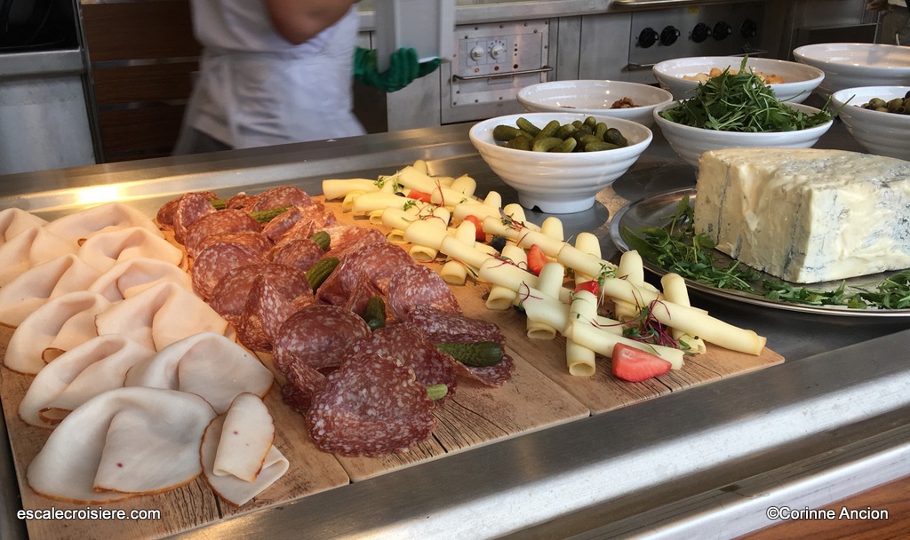 MSC Bellissima Yacht Club Sundeck