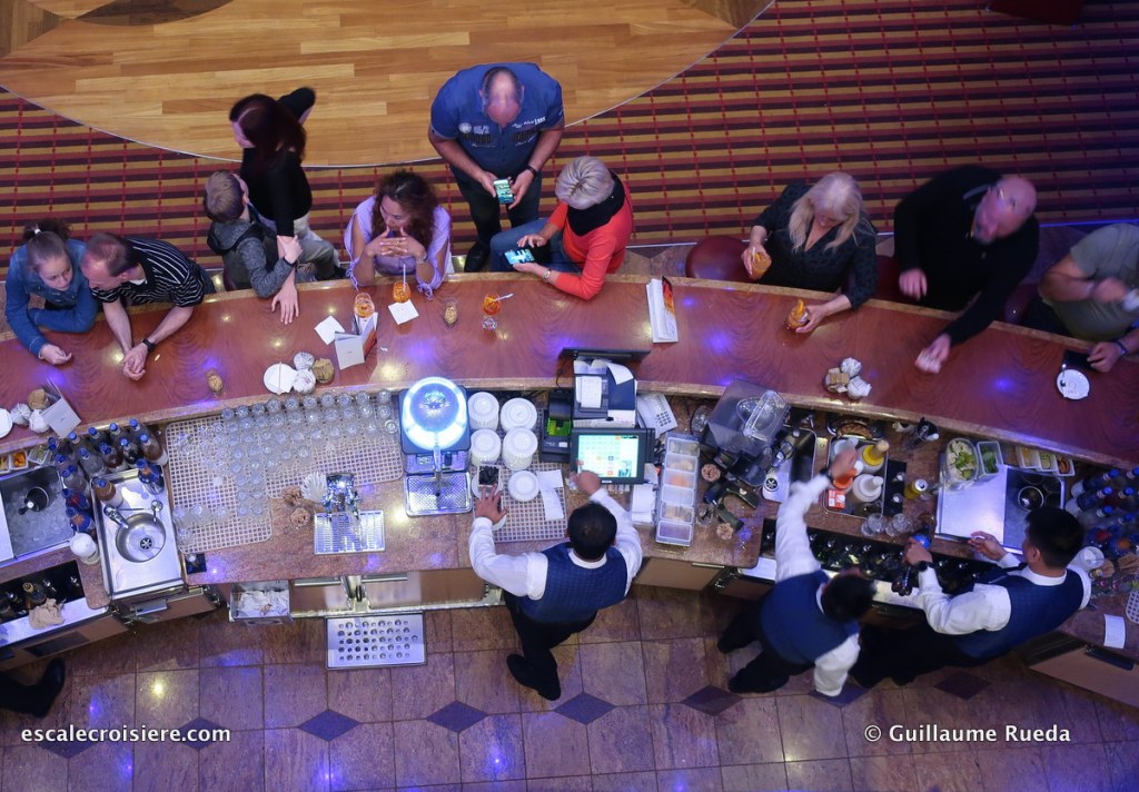 Costa Fascinosa - Bar de l'Atrium