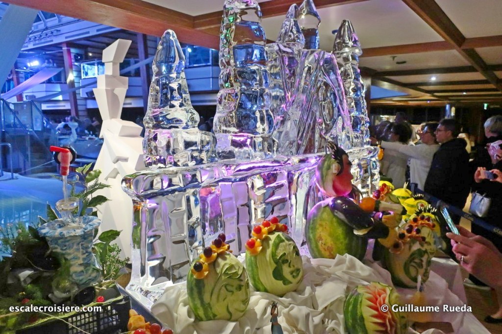 Costa Fascinosa - Buffet Tulipano Nero