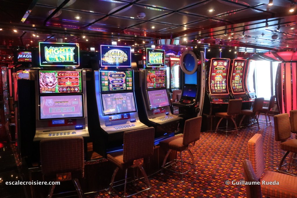 Costa Fascinosa - Casino