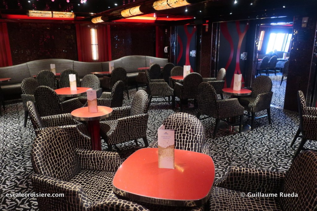 Costa Fascinosa - Piano bar Blue Velvet