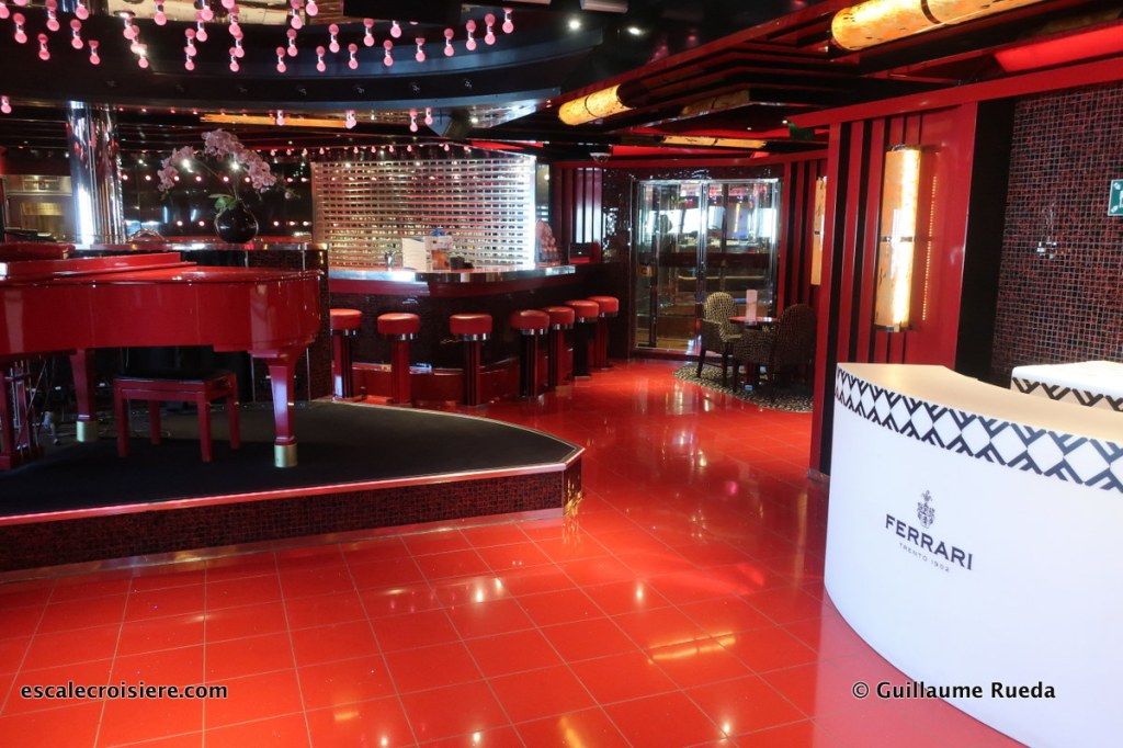 Costa Fascinosa - Piano bar Blue Velvet