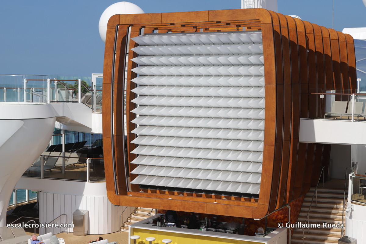 Celebrity Edge - Piscine extérieure