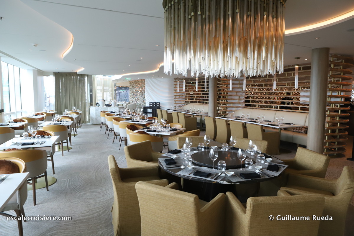 Celebrity Edge - Raw on 5 Restaurant