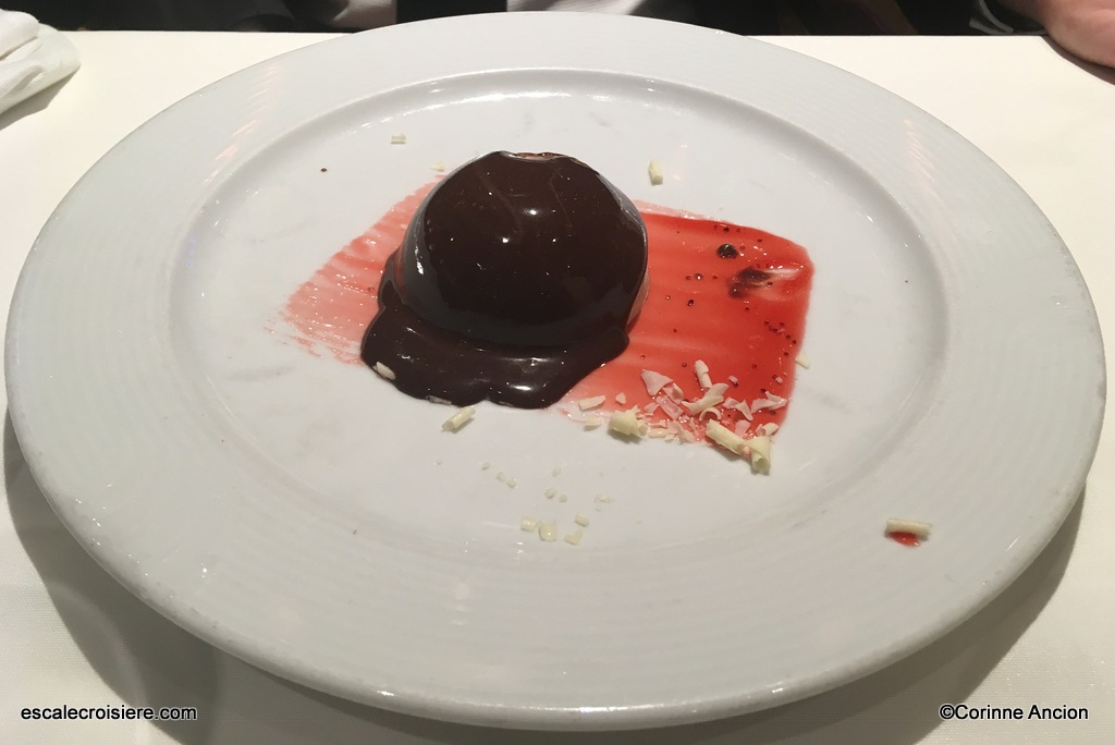 Costa Favolosa - dôme chocolat