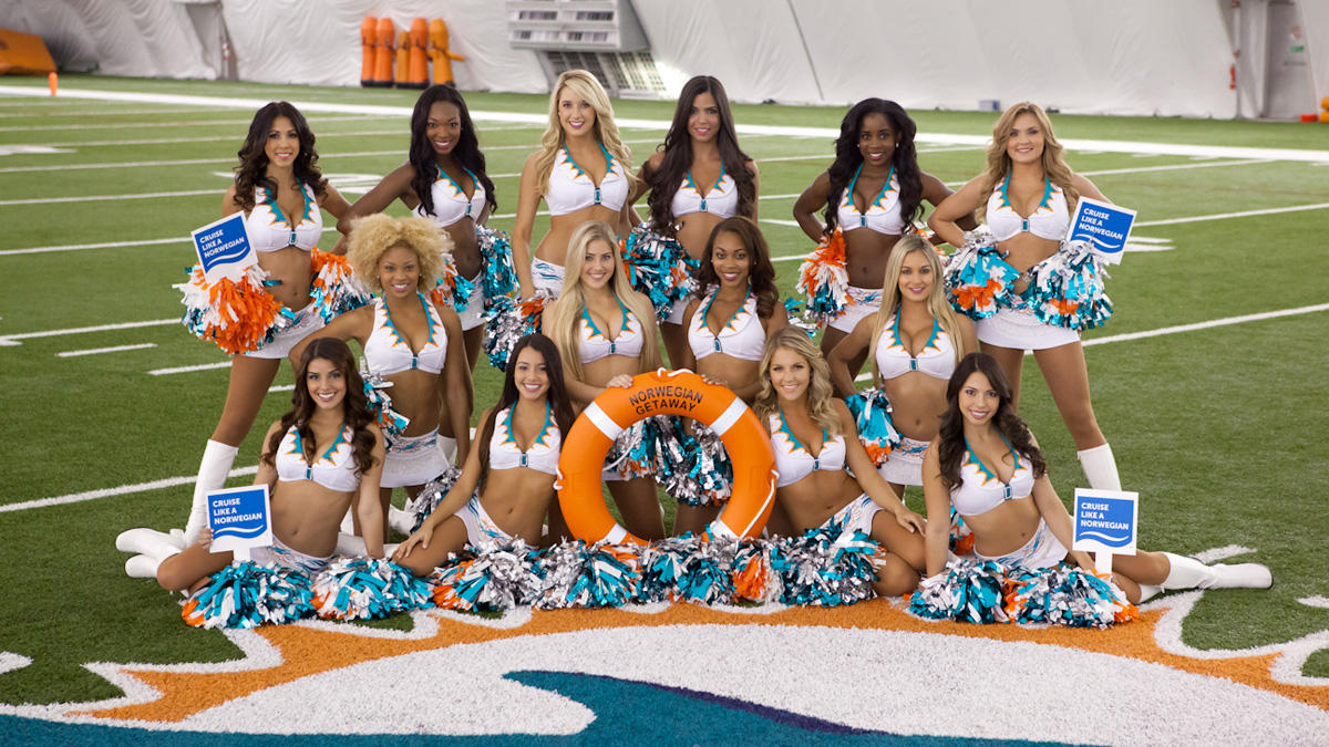 Norwegian Getaway God mothers - Dolphins cheerleaders - Dolphins cheerleaders