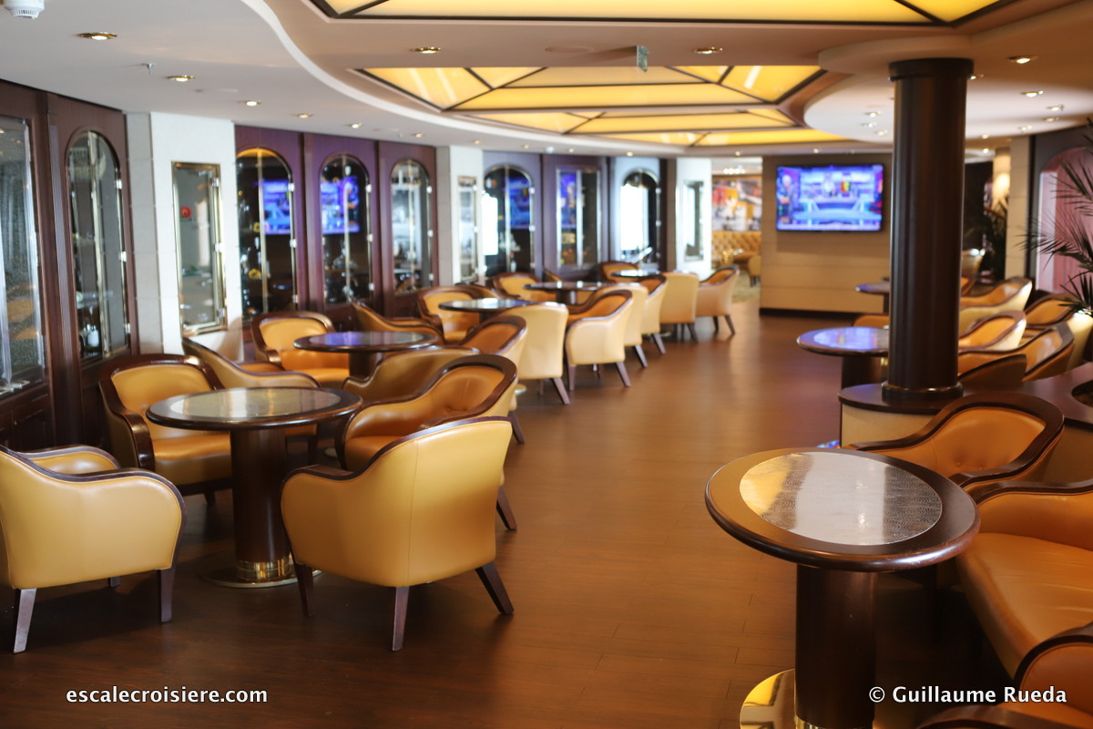 MSC Orchestra - La Cantinella Wina bar