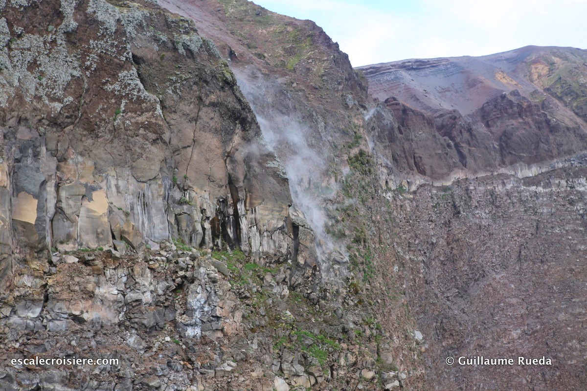 Naples - fumerolles Vésuve