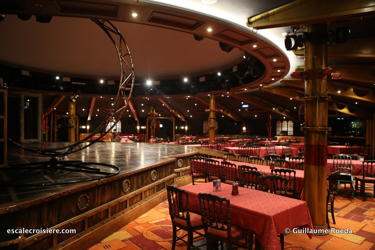Norwegian Getaway Illusionarium