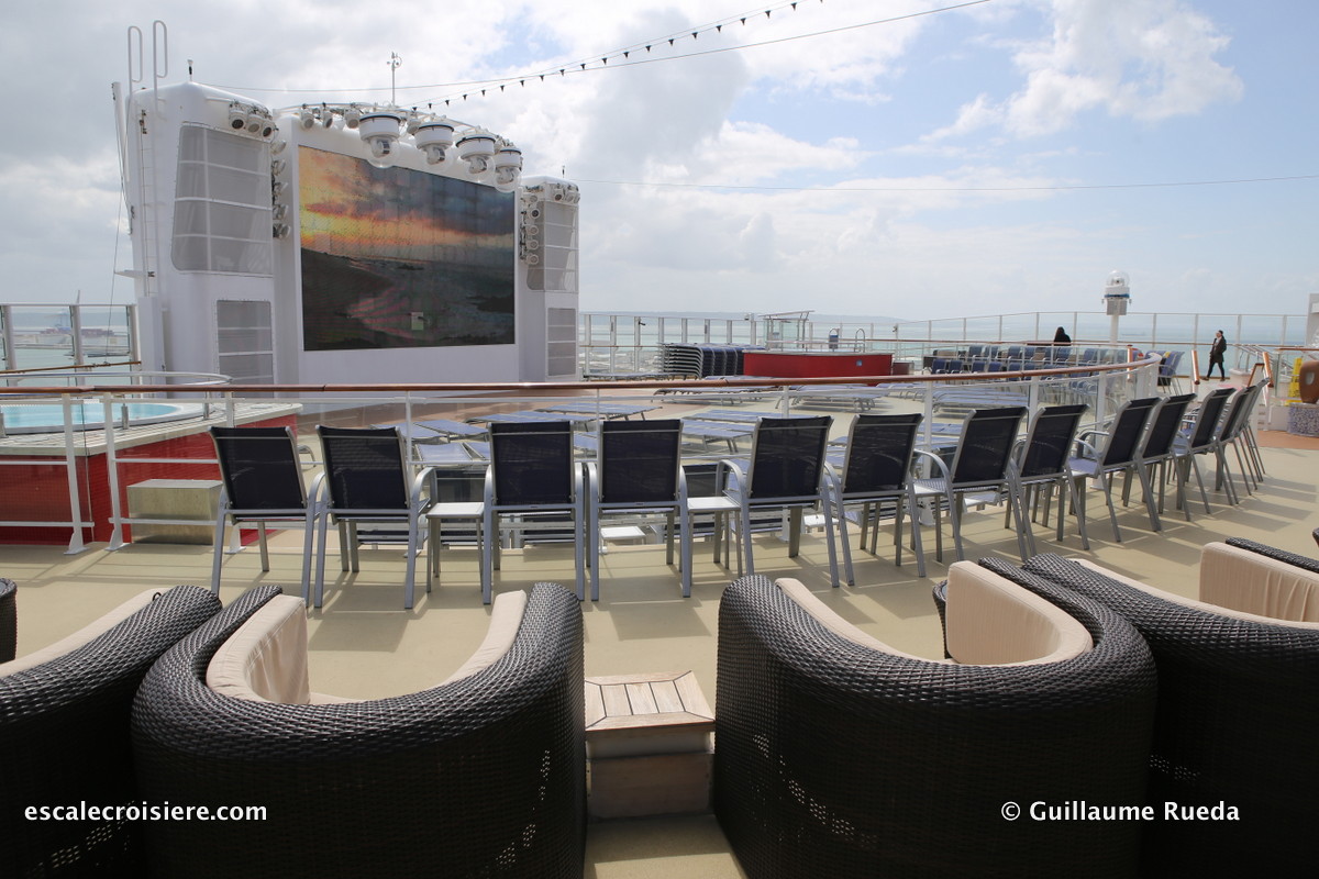 Norwegian Getaway - Solarium Spice H2O