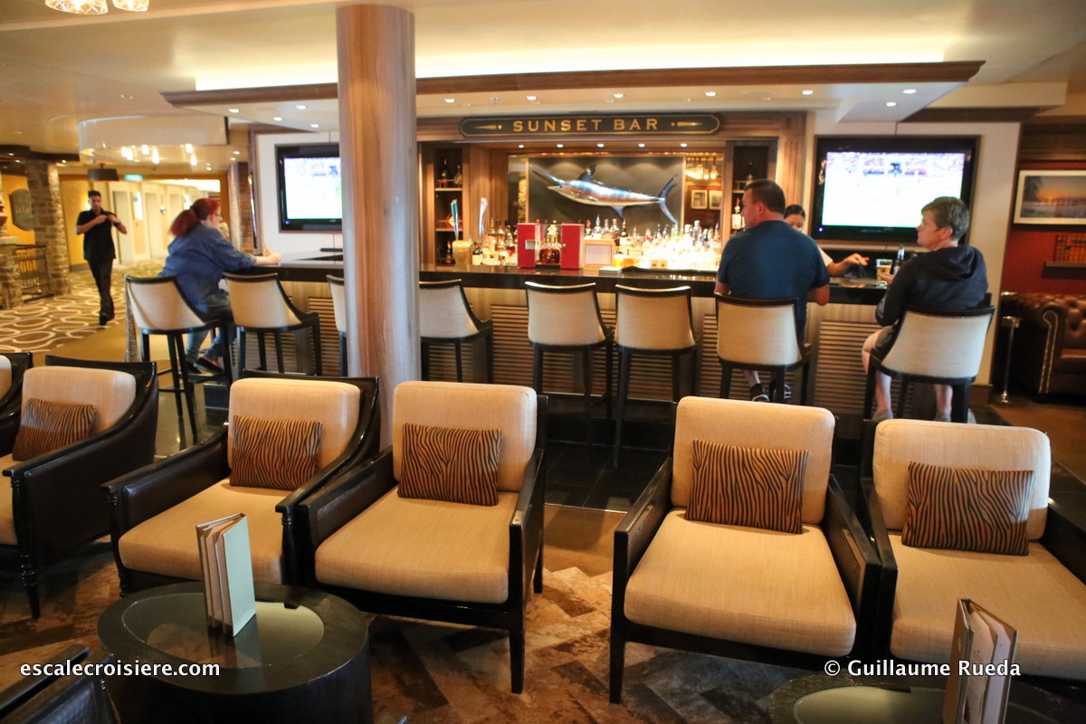 Norwegian Getaway - Sunset bar