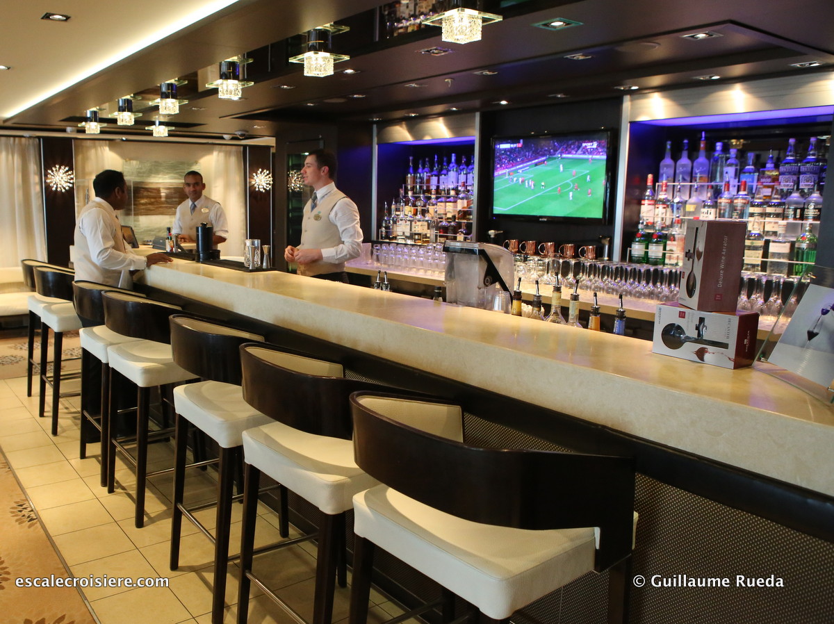 Norwegian Getaway - The Haven bar