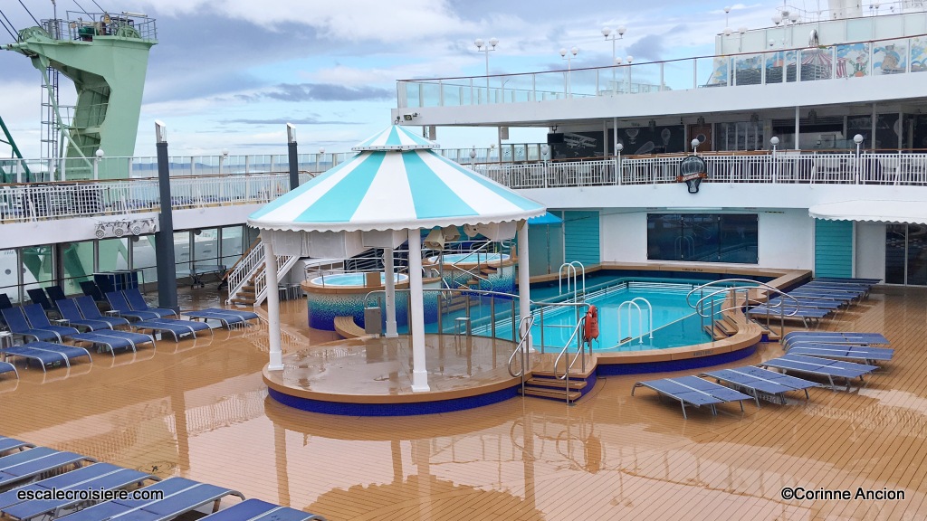 Norwegian Pearl - Piscines