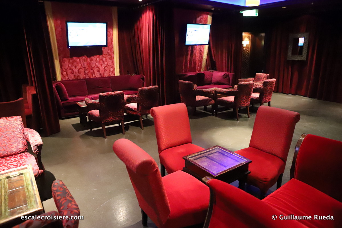 Norwegian Spirit - Maharini's Lounge