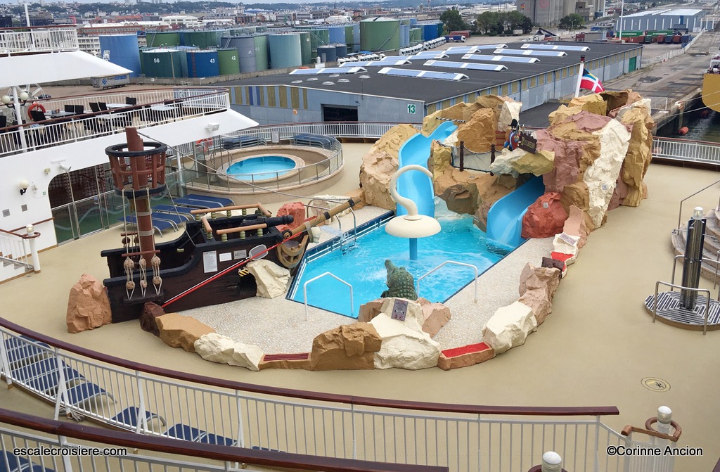 Norwegian Spirit - Buccaneer's wet & wild