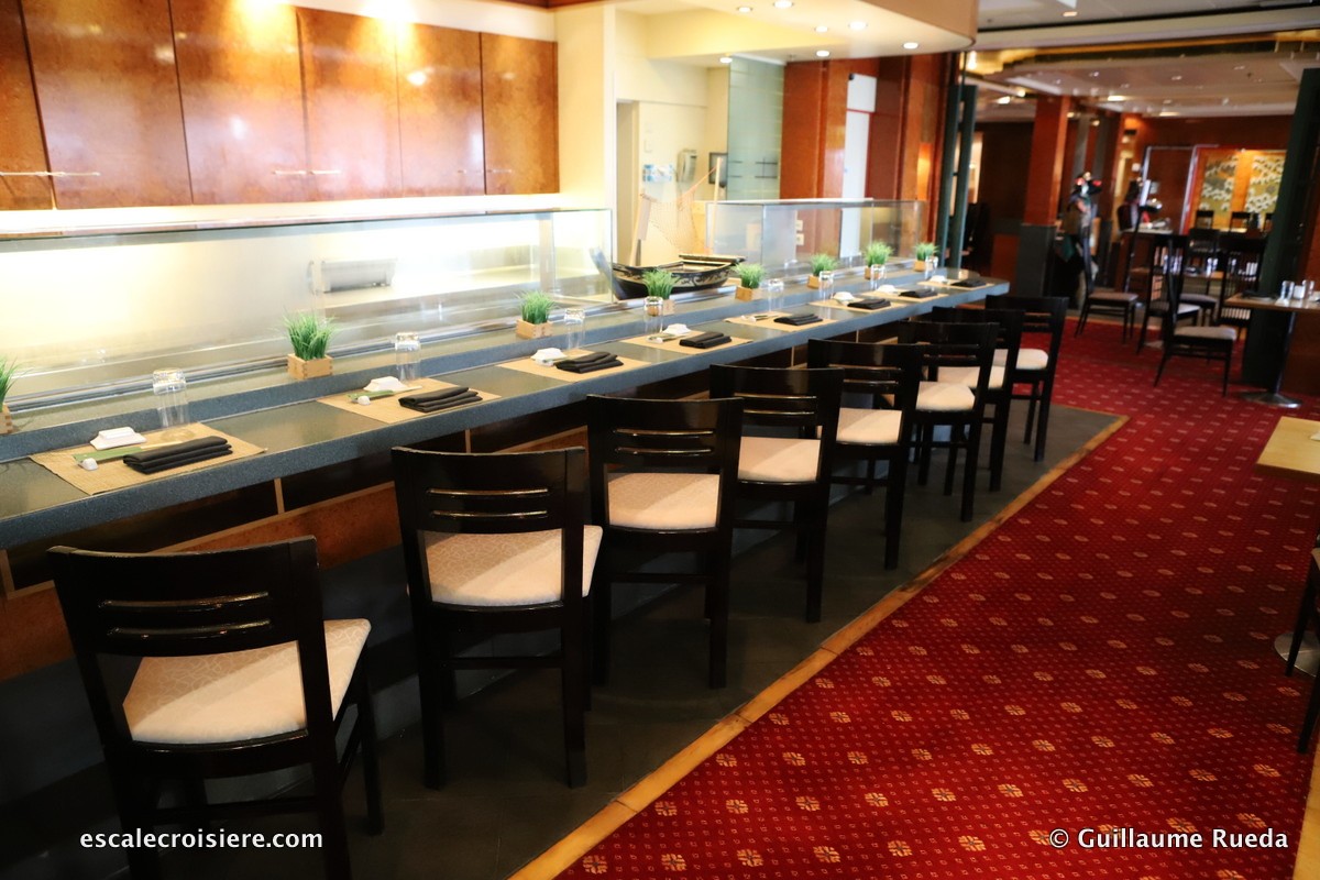 Norwegian Spirit - Sushi bar